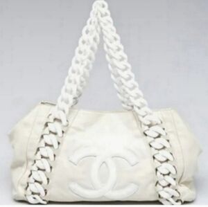 CHANEL Tote